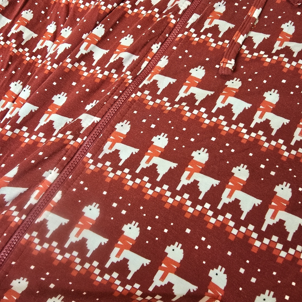 MeUndies Unisex Red Fair Isle Llama Onesie size M/L